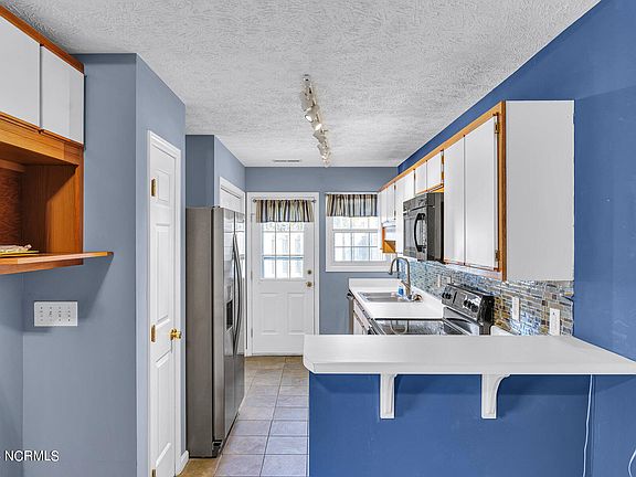 5th image of 4608 Turtle Dove Court