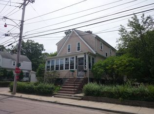 77 Desoto Rd, West Roxbury, MA 02132