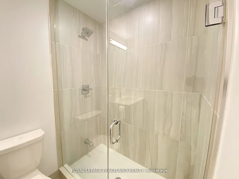 225 Village Green Sq #410 — Photo 12