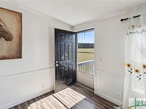 5th image of 1422 GW Oliver Rd Road