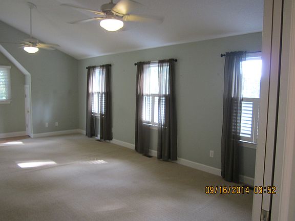 Great room to front door