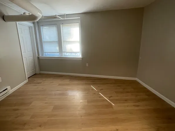 405 Main St #B, West Haven, CT 06516