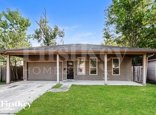 4911 Hull St, Houston, TX 77021