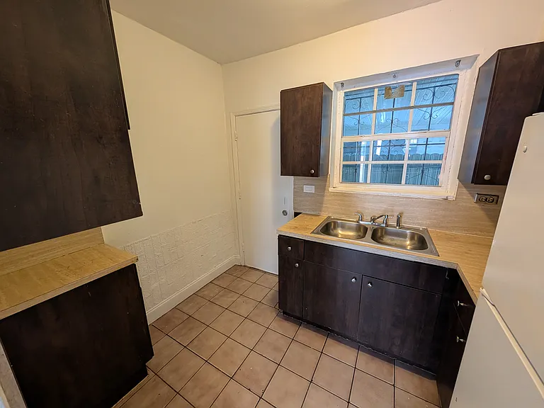 1786 NW 18th St #1 — Photo 4