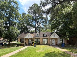 2000/2002 W Short 17th St, North Little Rock, AR 72114