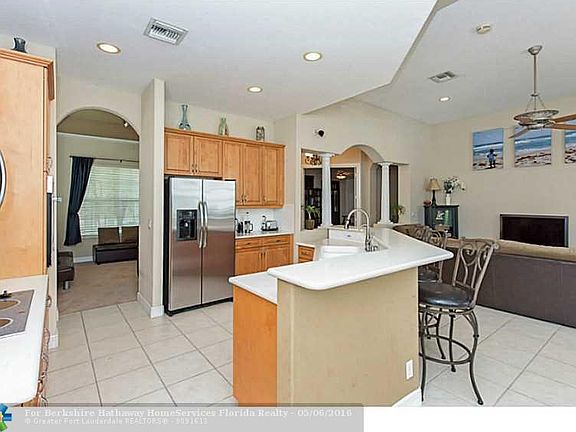 5th image of 6390 NW 106th Ter