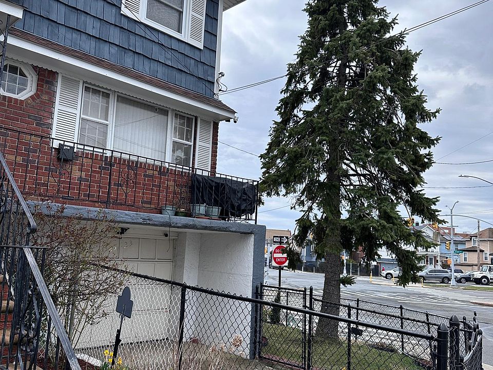 1st image of 2523 Edgemere Ave #1