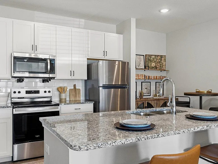 Whispering Pointe Apartments — Photo 50