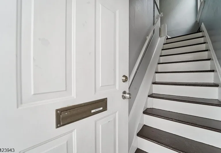 50 Riggs Pl #2 — Photo 5