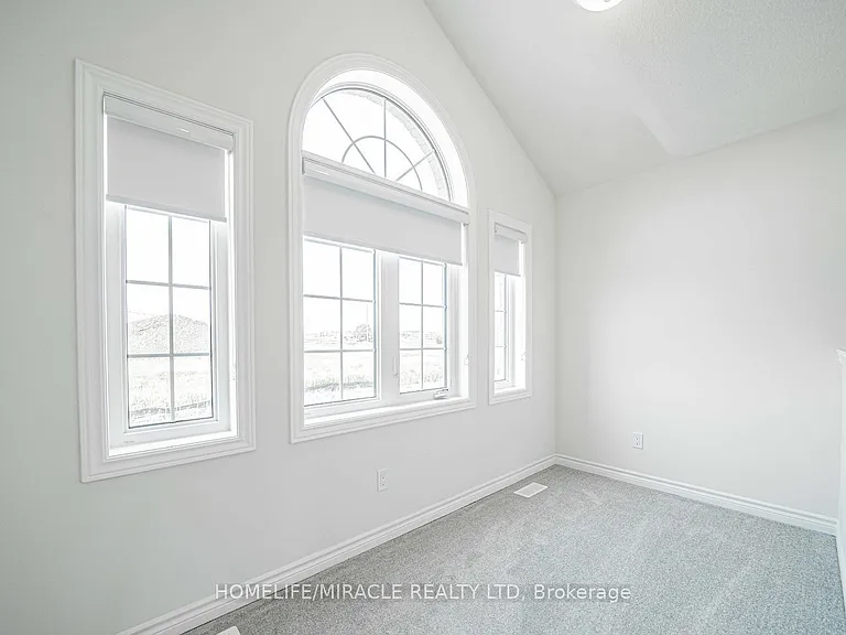 1111 Black Cherry Dr — Photo 2