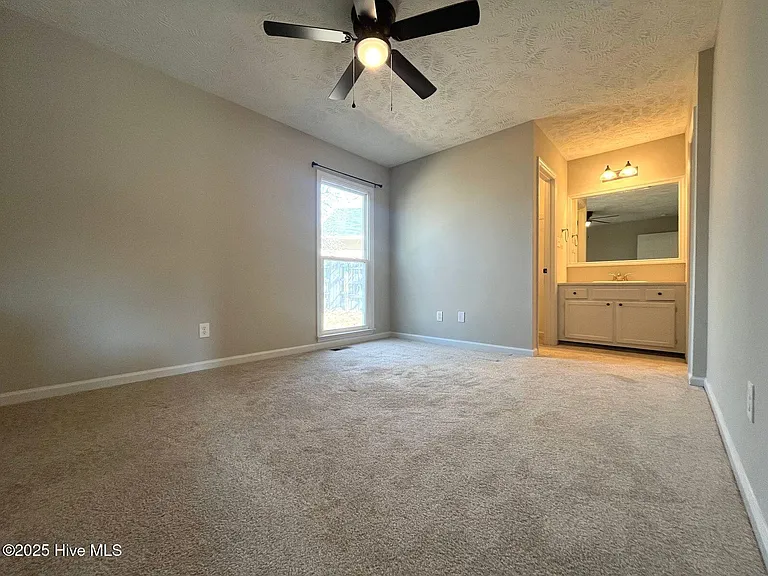 3544 Lubbock Dr — Photo 16