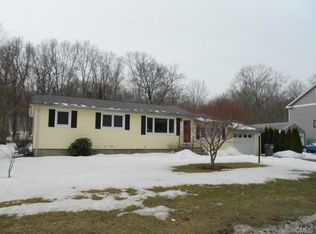 44 Pastors Walk, Monroe, CT 06468