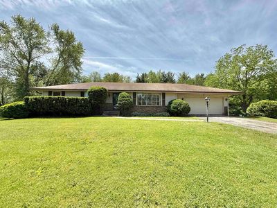 8567 E Valley View Dr, Stillman Valley, IL, 61084