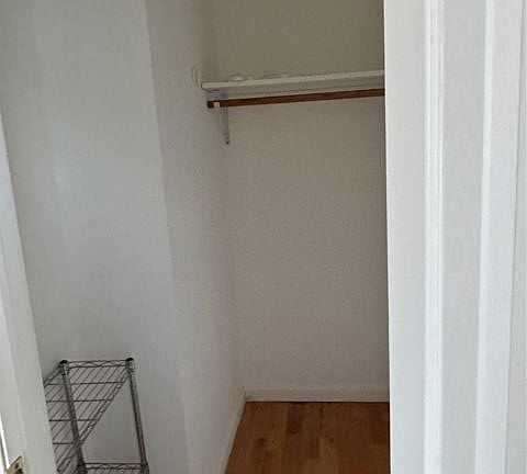 5th image of 631 W Market St Floor 2