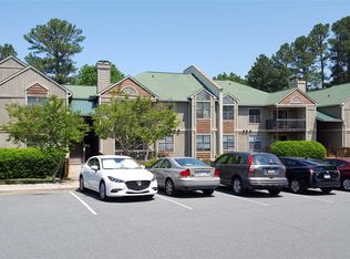 3805 Chimney Ridge Rd #8, Durham, NC 27713
