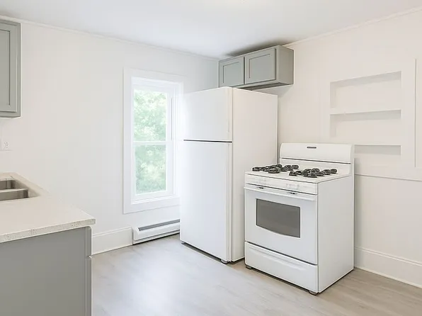 510 E 11th St, Michigan City, IN 46360