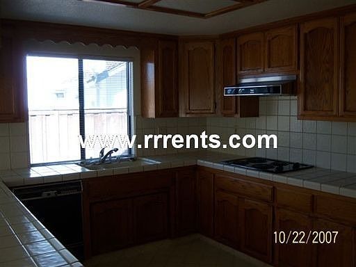 5th image of 5818 Laguna Park Dr