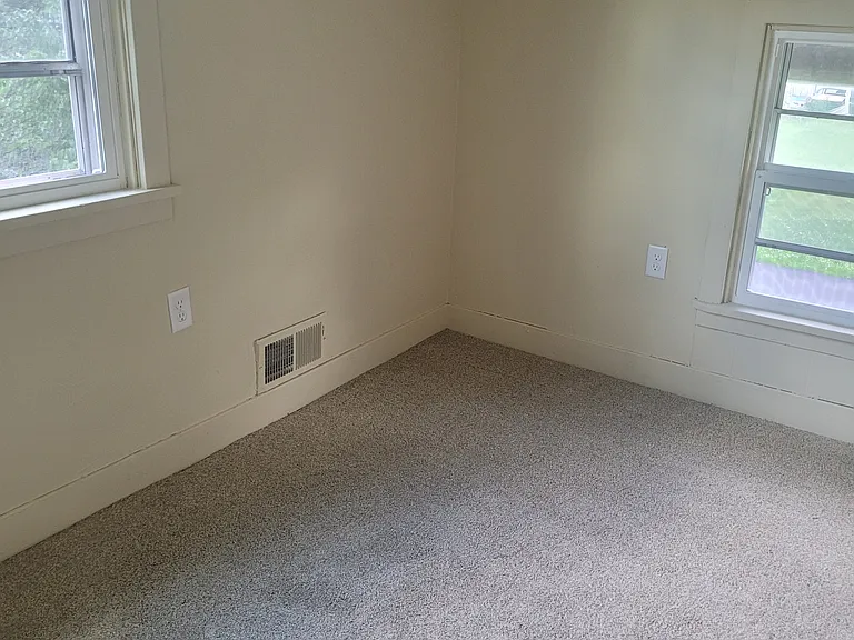 805 River St — Photo 5