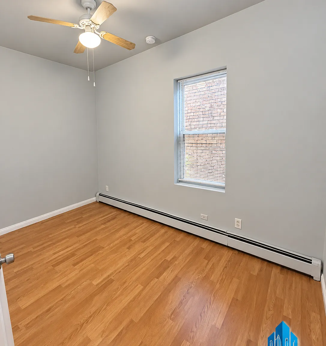 2 bed, 1.0 bath, 1116 sqft, $1,050 — Photo 4