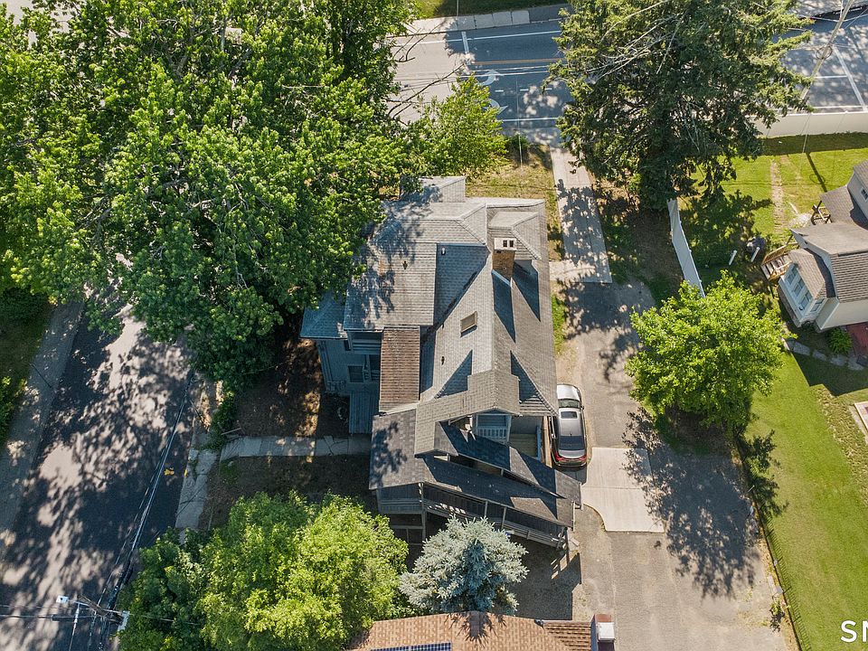 1st image of 908 Main Street