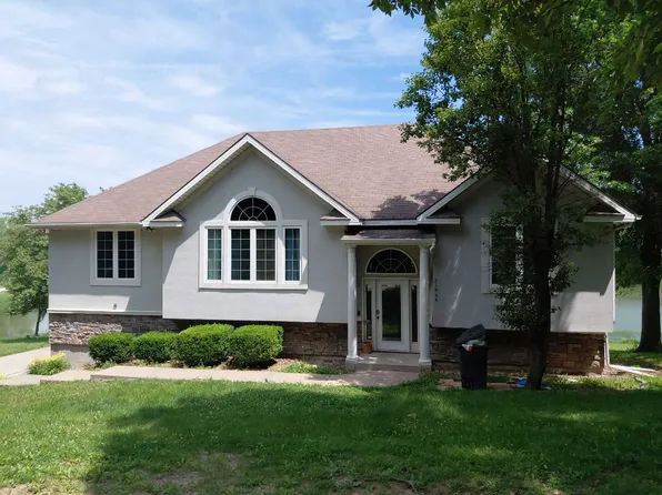 31946 Timberlake Dr, Excelsior Springs, MO 64024