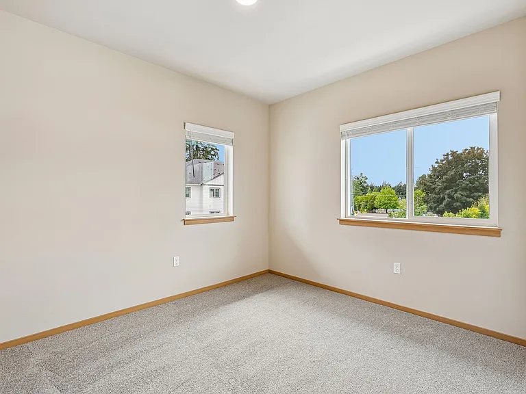 Whitney Lane Apartments — Photo 47
