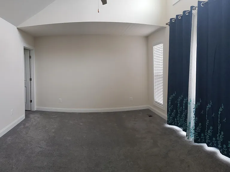 958 Belvedere Blvd — Photo 11