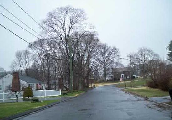 2nd image of 185 Hamilton St
