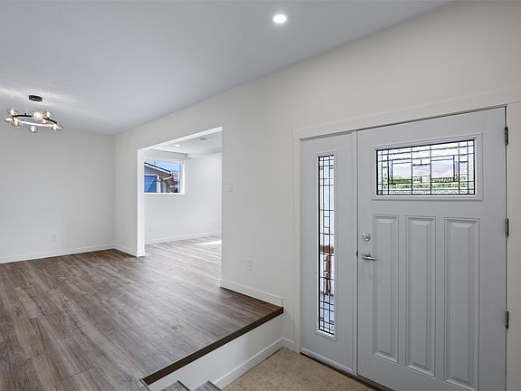 5th image of 1650 Centennial Dr