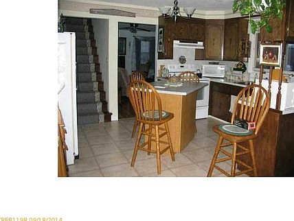 2nd image of 94 Pond View Rd