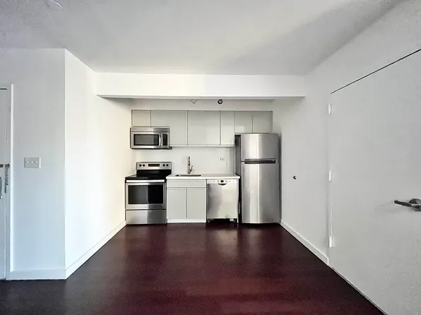 286 Stanhope Street image 21 of 29