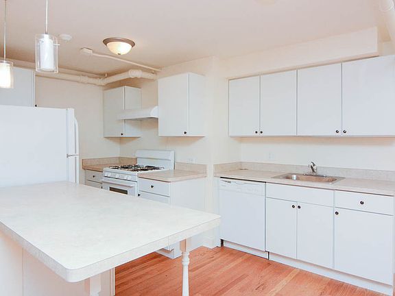 5th image of 4305 N Francisco Ave #Gj