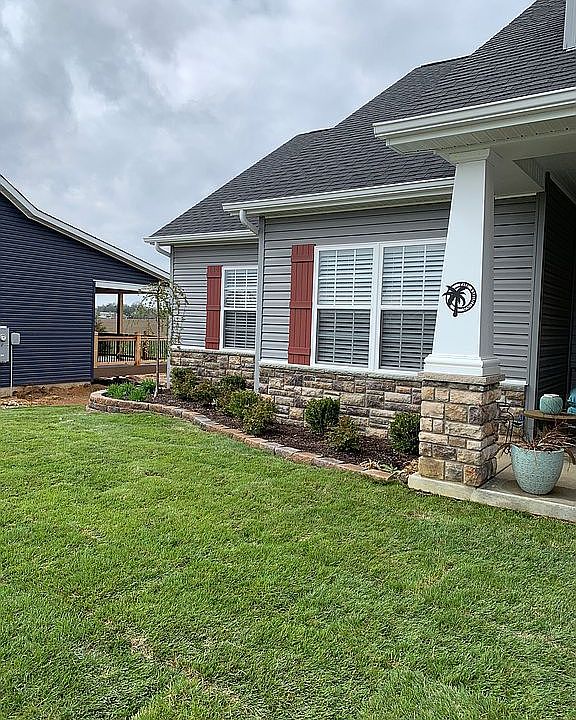 2nd image of 456 Cass Dr