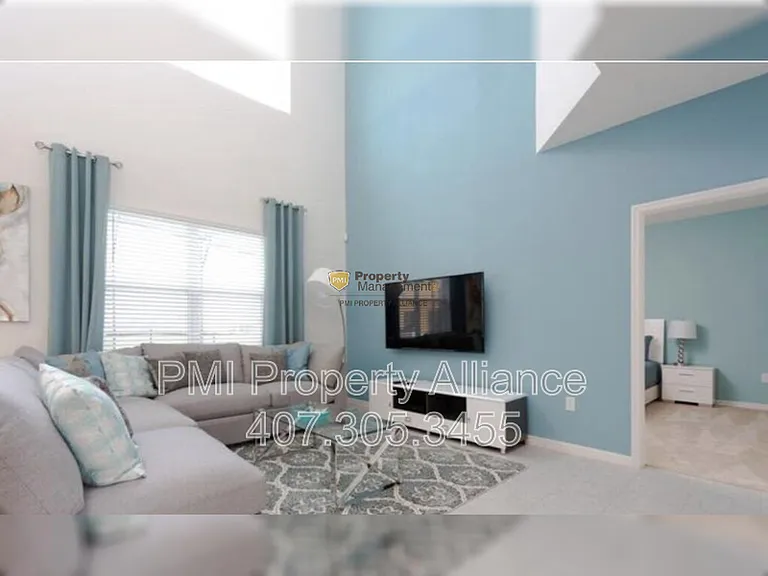 2149 Crofton Ave — Photo 3