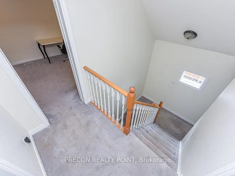 100 Beddoe Dr #4 — Photo 11