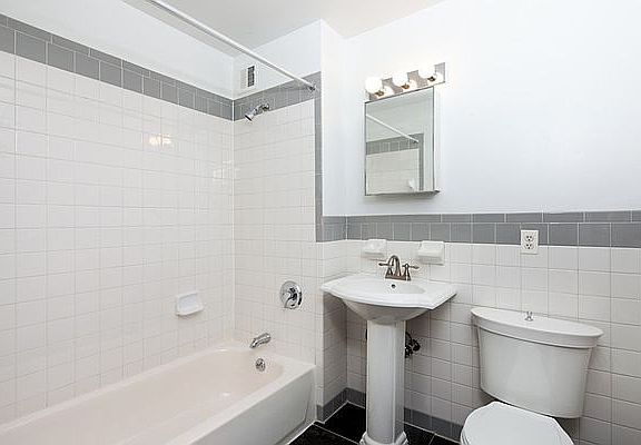 5th image of 275 Park Ave APT 5T