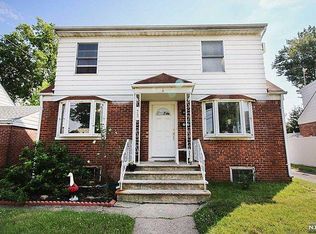 73 Lexington Ave, Rochelle Park, NJ 07662