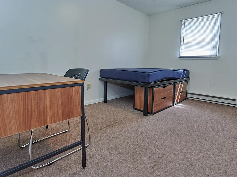 Crimson Hawk Student Housing — Photo 67
