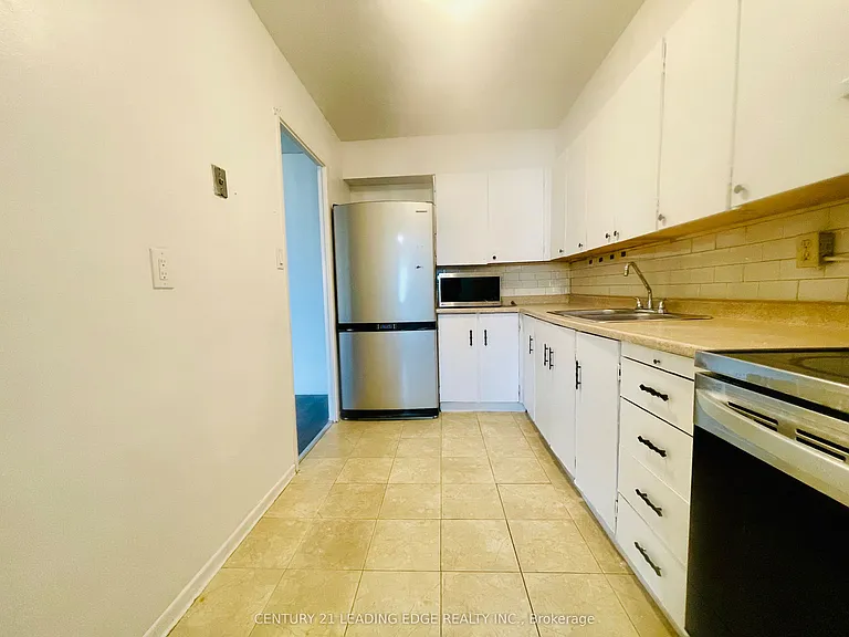 5 Massey Sq #2411 — Photo 4