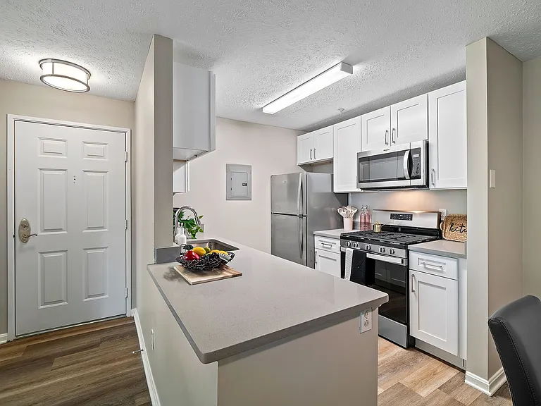 Cherry Tree Village Apartments — Photo 248