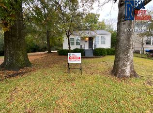 131 S 2nd St, Benton, AR 72015