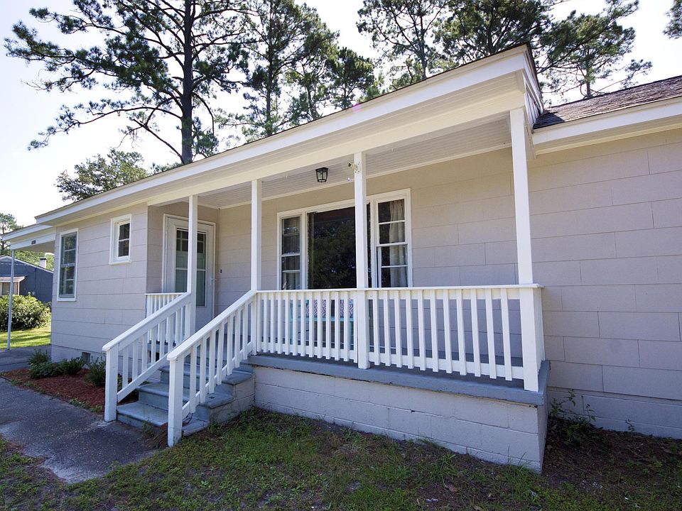 1st image of 2604 W Forest Dr
