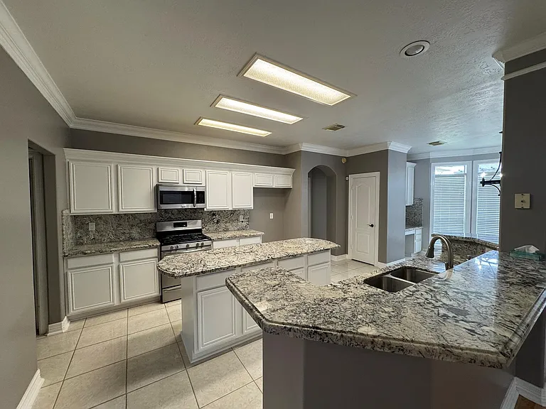 15314 Carsen Bend Dr — Photo 7