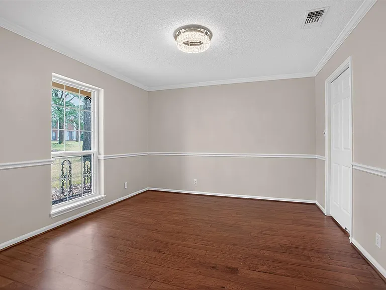 112 Kirkwood Ln — Photo 21