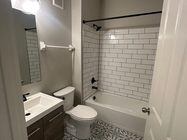 5506 Nottinghamshire Ln — Photo 10