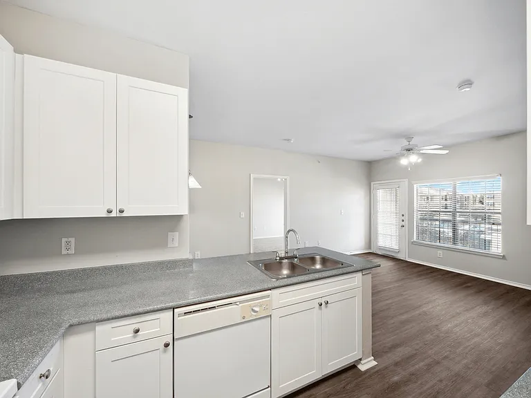 Providence Place Apartment Homes — Photo 6