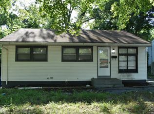 324 Cameron Rd, Saint Louis, MO 63137