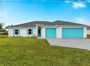 624 NW 17th Pl, Cape Coral, FL 33993