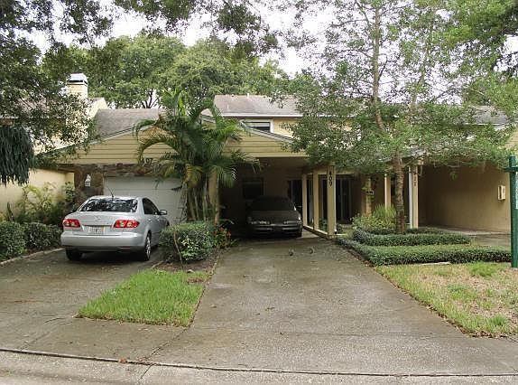 1st image of 409 Somerset Ln