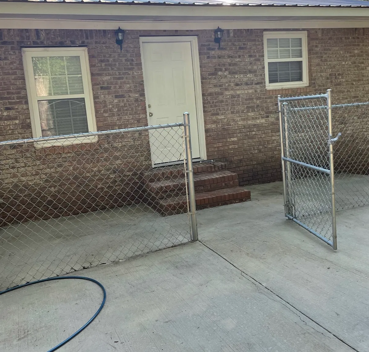 2 bed, 1.5 bath, 982 sqft, $900 — Photo 4